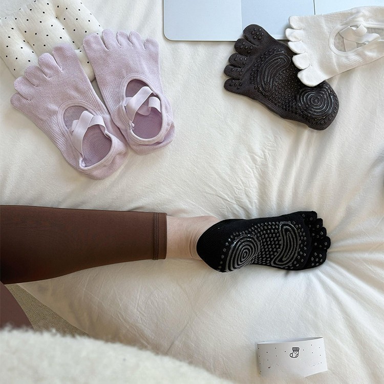 Kadın Çapraz Askılı Beş Parmak - Grip Sock Yoga incelemesi ve fiyatı