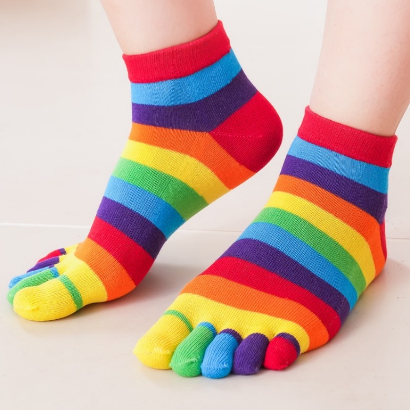 Kadın Çorapları Gökkuşağı Çizg - Toe Sock Split incelemesi ve fiyatı
