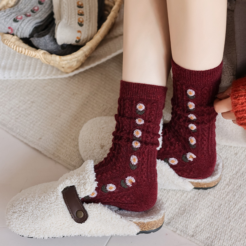 Kore Tatlı Çiçek Desenli Yün O - Boot Sock Slouchy incelemesi ve fiyatı